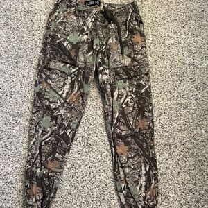 Plugg Co. Camouflage Cargo Pants